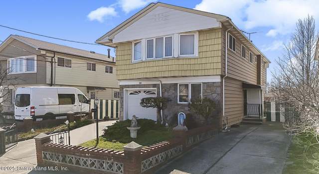 Photo of 108 Slater Blvd, Staten Island, NY 10305