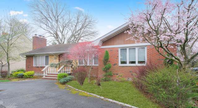 Photo of 334 Ocean Ter, Staten Island, NY 10301
