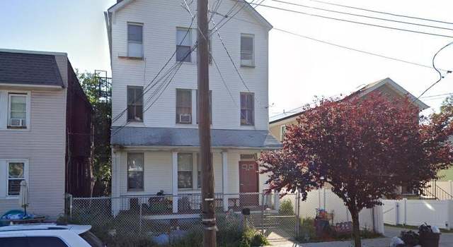 Photo of 207 Targee St, Staten Island, NY 10304