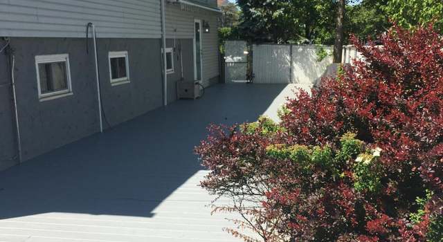Photo of 18 Bovanizer St, Staten Island, NY 10312