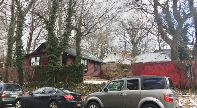Photo of 1401 Bay St, Staten Island, NY 10305