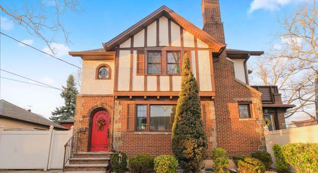 Photo of 63 Riegelmann St, Staten Island, NY 10302