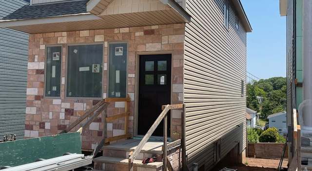 Photo of 226 Fingerboard Rd, Staten Island, NY 10305