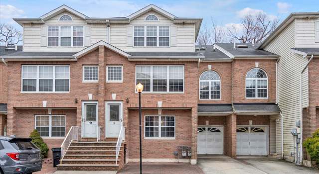 Photo of 9 Daniella Ct, Staten Island, NY 10314
