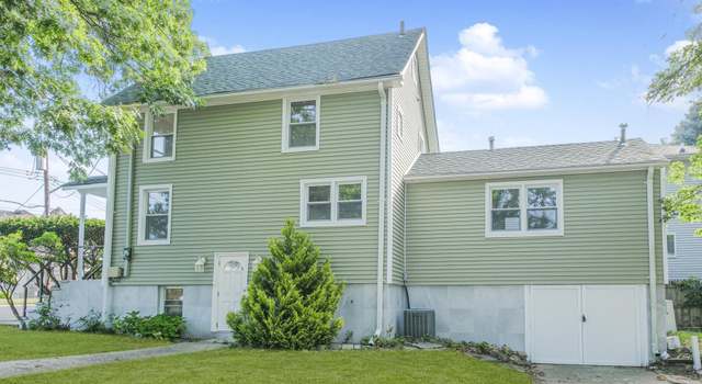 Photo of 132 Dewey Ave, Staten Island, NY 10308