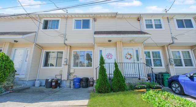 Photo of 24 Houston Ln, Staten Island, NY 10302