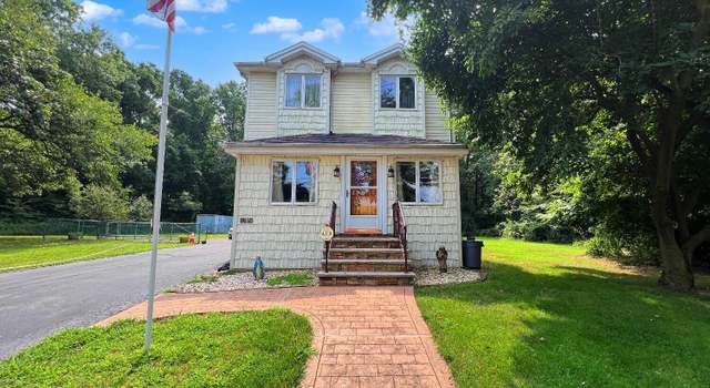 Photo of 1666 Arthur Kill Rd, Staten Island, NY 10312