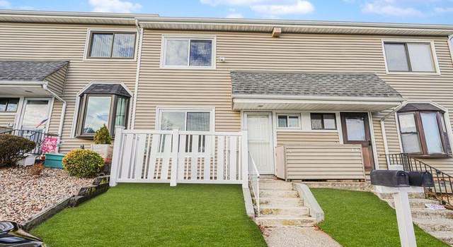 Photo of 16 Redwood Loop, Staten Island, NY 10309