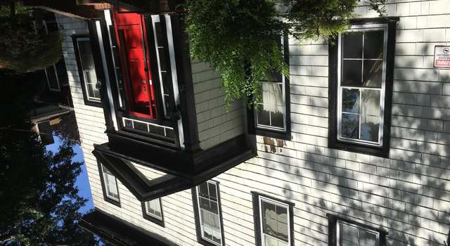 Photo of 25 Ellicott Pl, Staten Island, NY 10301