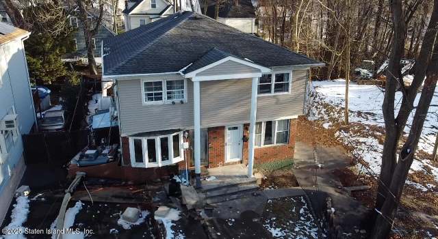 Photo of 126 Waldron Ave, Staten Island, NY 10301