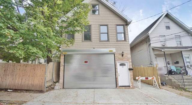 Photo of 88 Ann St, Staten Island, NY 10302