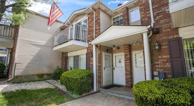 Photo of 52 Saturn Ln #52, Staten Island, NY 10314