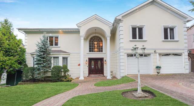 Photo of 476 St George Rd, Staten Island, NY 10306