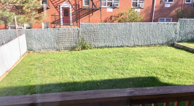 Photo of 9 Llewellyn Pl, Staten Island, NY 10310