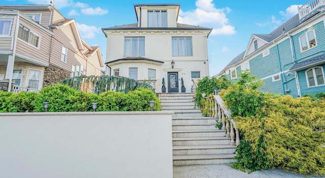 Photo of 296 Edgewater St, Staten Island, NY 10305