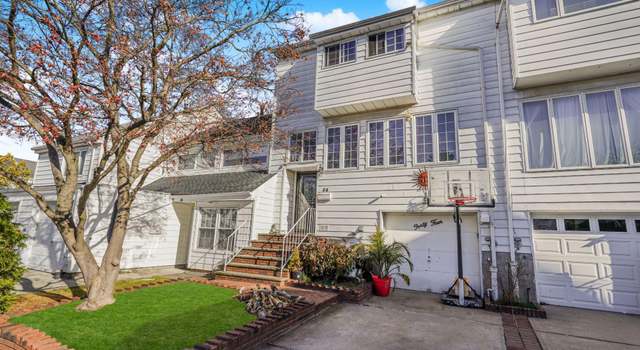 Photo of 44 Chestnut Cir, Staten Island, NY 10312
