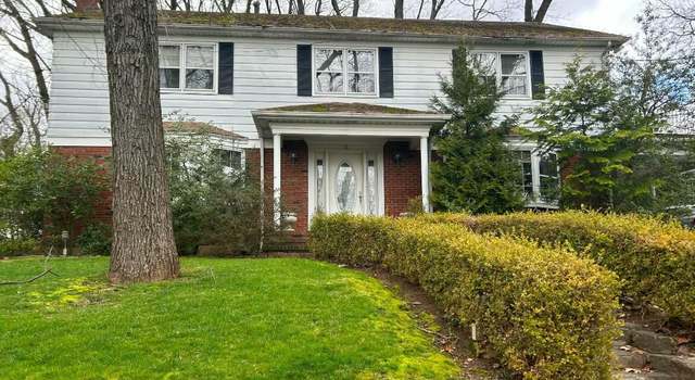 Photo of 16 Holsman Rd, Staten Island, NY 10301