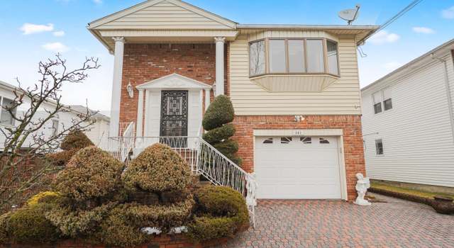 Photo of 301 Thomas St, Staten Island, NY 10306