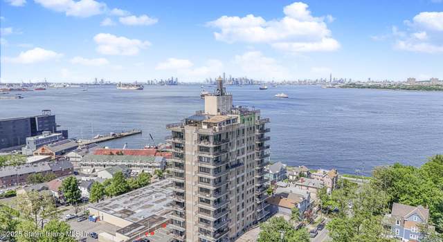 Photo of 31 Hylan Blvd Unit 2d, Staten Island, NY 10305