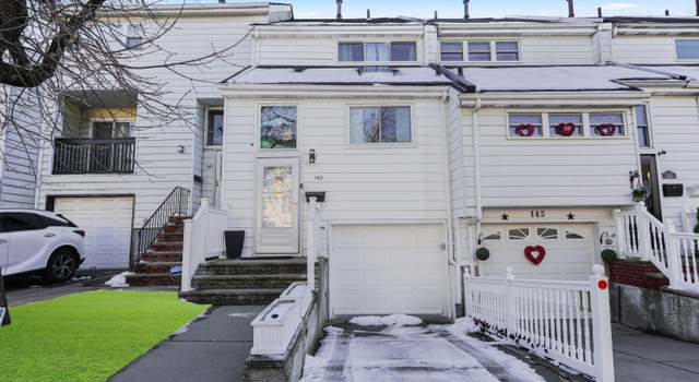Photo of 143 Dover Grn, Staten Island, NY 10312