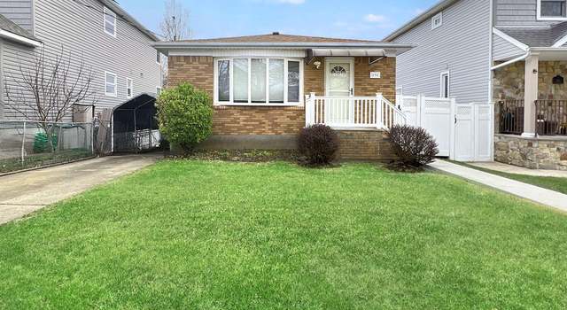 Photo of 896 Stafford Ave, Staten Island, NY 10309