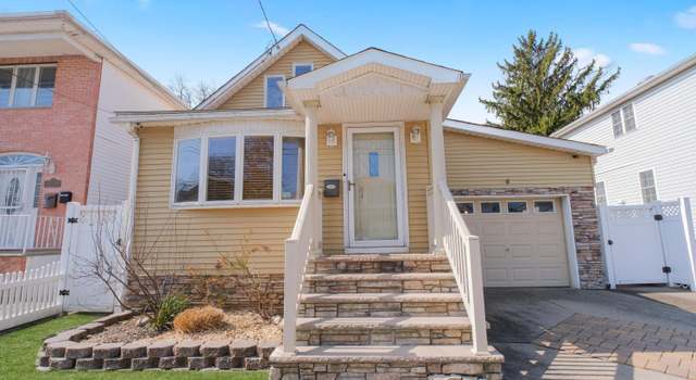 Photo of 64 Whitman Ave, Staten Island, NY 10308
