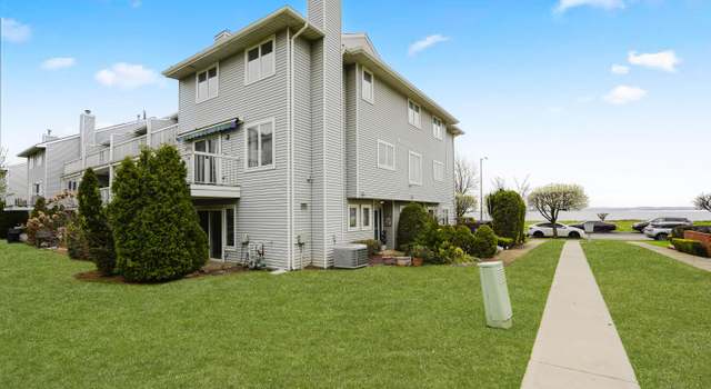 Photo of 603 Johnston Ter, Staten Island, NY 10309