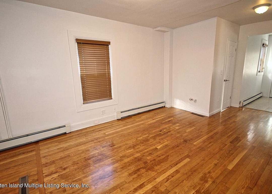496 Greeley Ave, Staten Island, NY 10306