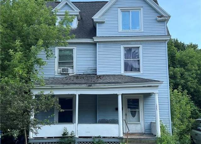 Property at 127 W Ostrander Ave, Syracuse, NY 13205, 4 beds, 1 bath