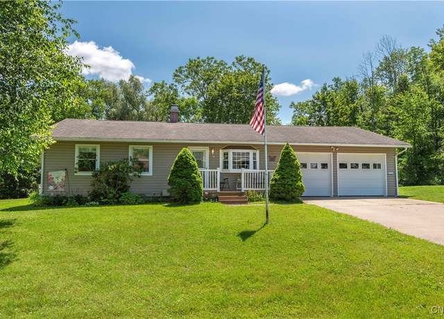 Property at 16 Vine Cir, Whitestown, NY 13492, 3 beds, 1.5 baths
