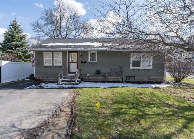 Property at 273 Mullin St, Watertown-city, NY 13601, 2 beds, 1 bath