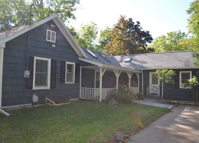 Property at 9171 Grange Hill Rd, New Hartford, NY 13413, 3 beds, 1 bath