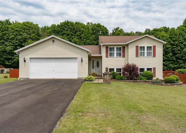 Property at 40 Phyllis Ln, Hastings, NY 13076, 4 beds, 2.5 baths