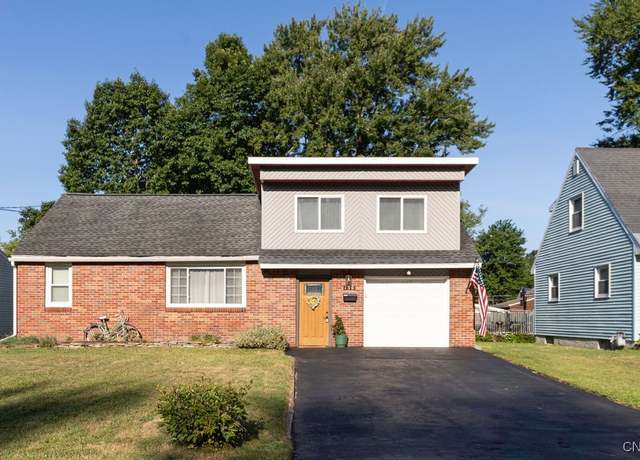 Property at 130 Maple Manor Dr, Clay, NY 13212, 3 beds, 2 baths