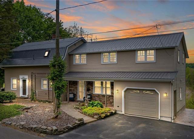 Property at 202 Washington St, Manlius, NY 13066, 4 beds, 3.5 baths