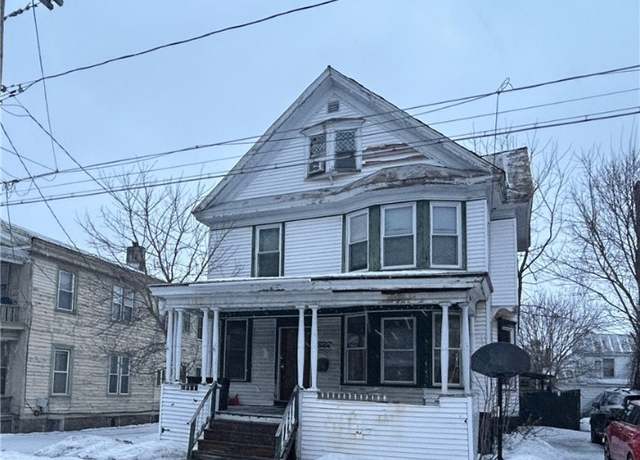 Property at 322 Franklin St, Ogdensburg, NY 13669, 4 beds, 2 baths