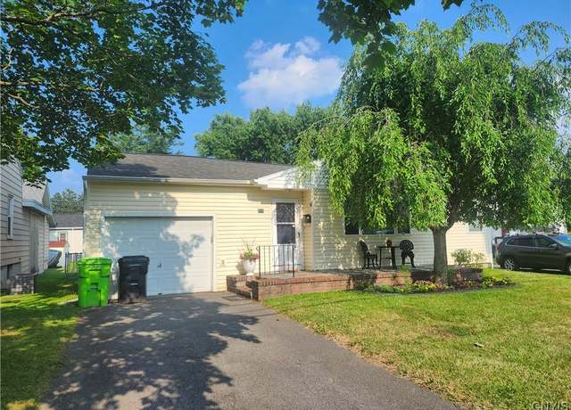 Property at 212 Florida Rd N, Salina, NY 13211, 3 beds, 1.5 baths
