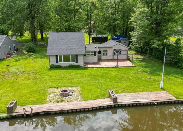 Property at 8450 Tuttle Rd, Cicero, NY 13030, 2 beds, 1.5 baths
