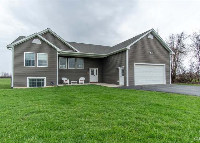 Property at 28035 County Route 32, Le Ray, NY 13637, 5 beds, 3 baths