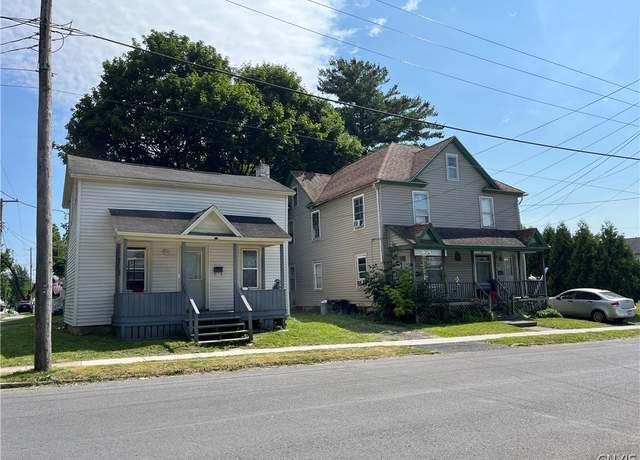 Property at 46 Bradford St, Auburn, NY 13021, 2 beds