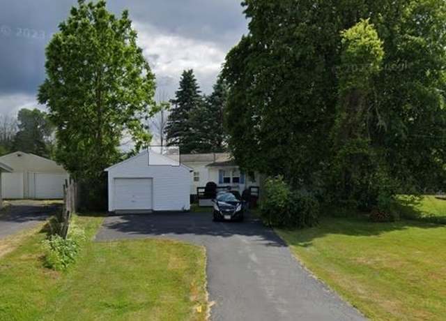 Property at 7130 Lakeshore Rd, Cicero, NY 13039, 2 beds, 1 bath