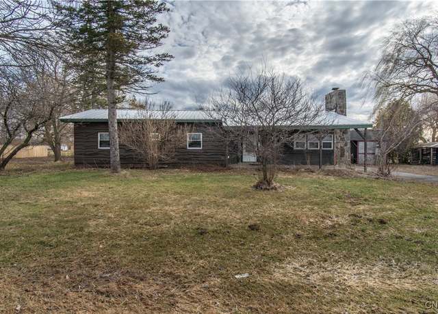 Property at 5585 State Highway 812, Ogdensburg, NY 13669, 4 beds, 1 bath