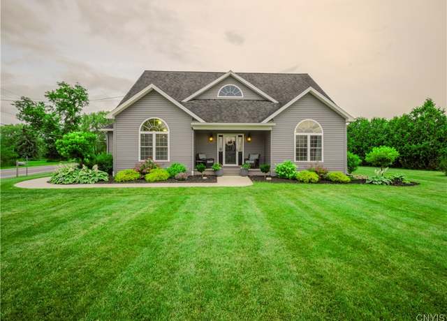 Property at 2480 Middle Rd, Oneida, NY 13421, 3 beds, 2.5 baths