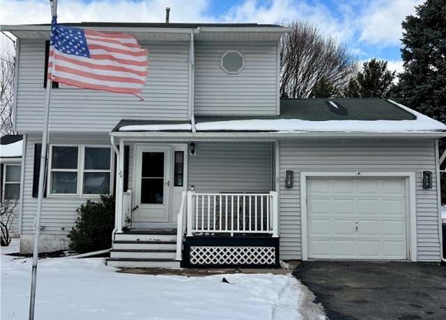 Property at 24 N Albany St, Auburn, NY 13021, 3 beds, 1.5 baths