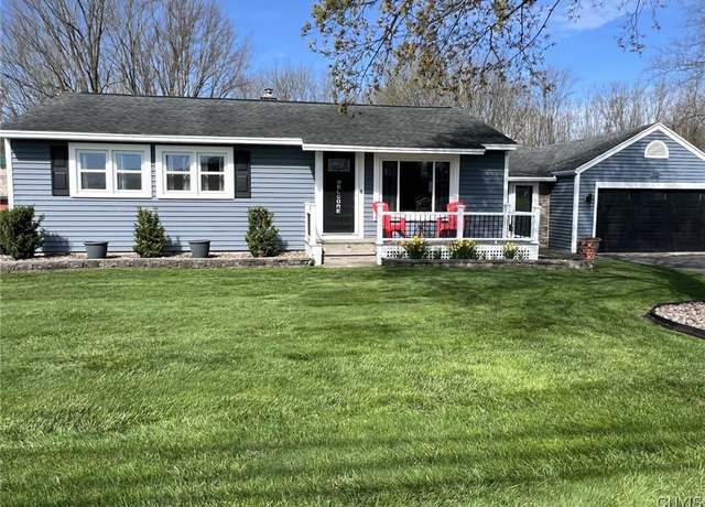 Property at 115 Volney St, Schroeppel, NY 13135, 3 beds, 1 bath