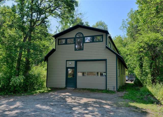 Property at 1057 Bayshore Rd, Orleans, NY 13692, 1 bath