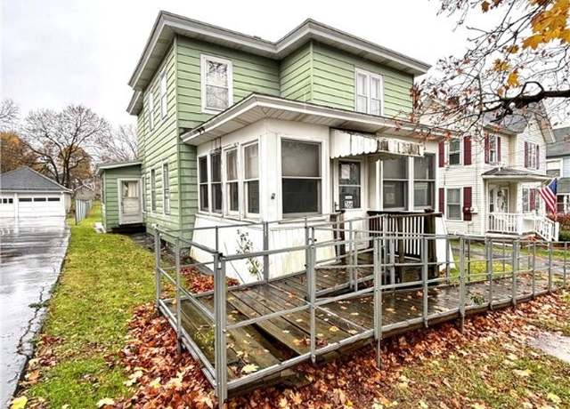 Property at 266 Seymour St, Auburn, NY 13021, 4 beds, 2 baths