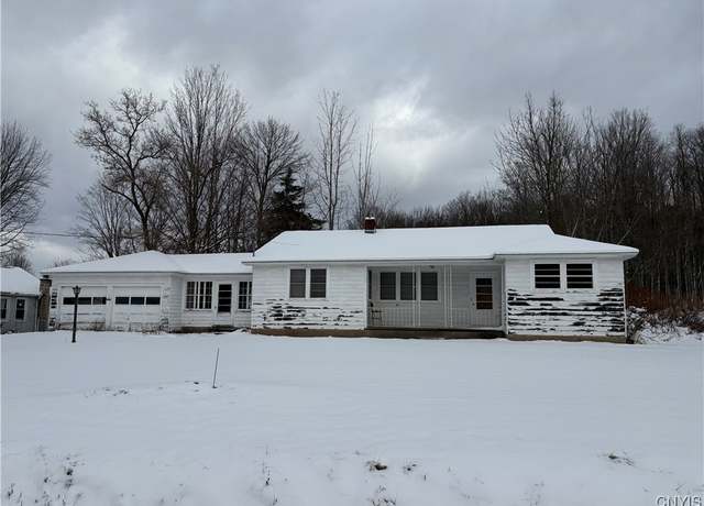 Property at 9585 Roberts Rd, New Hartford, NY 13413, 3 beds, 1 bath
