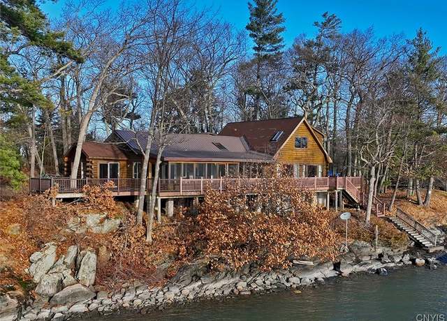 Property at 5 Bay View Dr/prvt Dr, Hammond, NY 13646, 5 beds, 3 baths