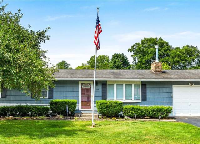 Property at 22208 Twin Oaks Dr, Le Ray, NY 13601, 3 beds, 2 baths